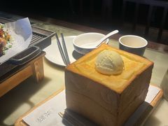 -绿茶餐厅(成都大悦城店)