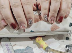 -花颜悦色款式美甲美睫