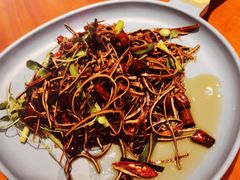 -有红鸡毛店·川菜(建设路店)