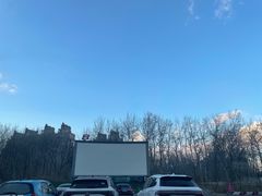 -枫花园汽车电影院(朝阳公园店)