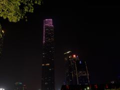 -广州周大福金融中心