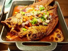 秘制香焗海鲈鱼-弄堂里·寻味杭州(湖滨银泰in77C区店)