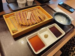 -牛カツ京都勝牛(河原町蛸薬師店)