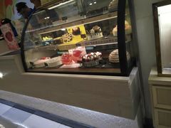 面包甜点陈列柜-DQ·蛋糕·冰淇淋(虹口龙之梦店)
