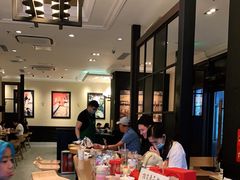 -星巴克臻选(威海威高广场店)