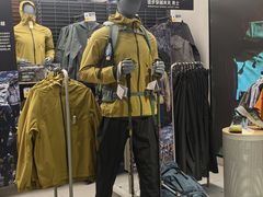 -迪卡侬(环球港店)