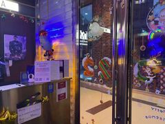 -梦想空间私人影院(金山万达店)