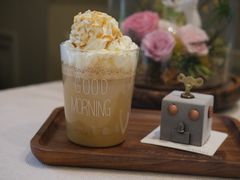 -法桐蛋糕·手作面包(万达公馆店)