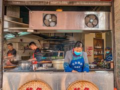 -大众跷脚牛肉馆·非遗传承单位(峨眉山店)