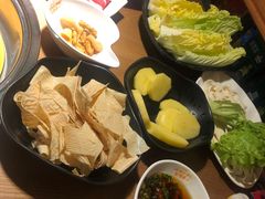 -尚品小土屋涮毛肚(李沧万达店)