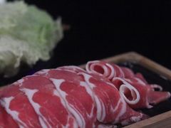 -湊湊火锅·茶憩(杭州湖滨银泰in77店)