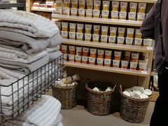-MUJI无印良品(滨江宝龙城店)