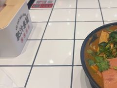 -肥汁米蘭香港米线(长宁来福士店)