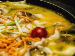 -山城外·非遗酸菜鱼(蜀都万达店)