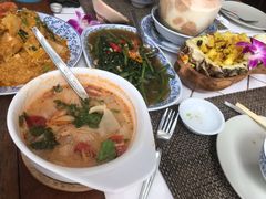 -卷心菜和避孕套餐厅(Pattaya)