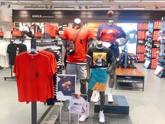 -NIKE佛山胜利换季优惠店