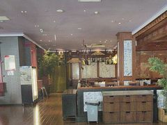 -八府香鸭·啫啫煲(华山路店)