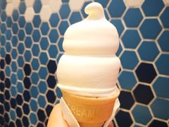 -DQ·蛋糕·冰淇淋(芳茂山北服务区店)