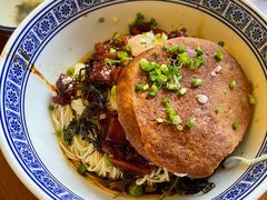 八宝辣酱面-沪西老弄堂面馆(定西路店)