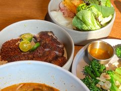 -SHAN山(前滩太古里店)