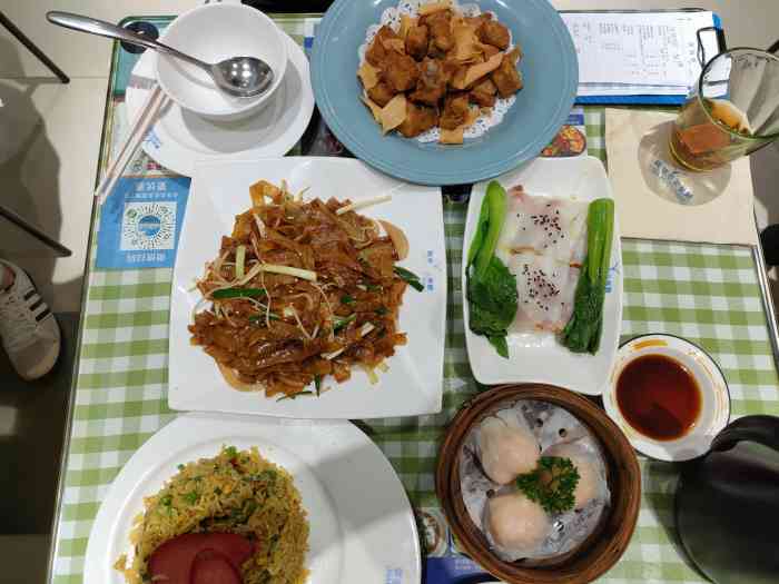 观塘港茶餐厅(八一大道店)-"重新装修之后再来的 观塘真的有从小吃到