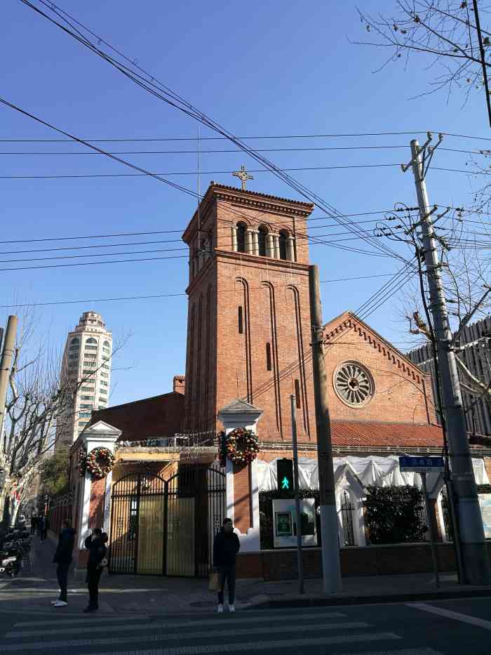 诸圣堂-"看到了巴黎圣母院大火的新闻后,想想上海."-大众点评移动版