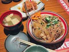 和风牛肉饭-仓桥家·焗寿司·锅物(光谷步行街店)