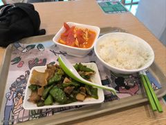 -老乡鸡(武汉中南梅苑小区地铁站店)