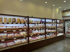 -红宝石·鲜奶小方·海派西点房(控江店)