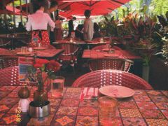 -BROWNSTONE布朗石西班牙餐厅(富城店)