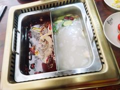 -东巴婆婆云南鱼豆花火锅(大东门店)