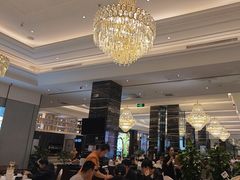 -万龙洲海鲜(大兴绿地缤纷城店)