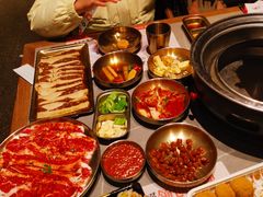 -草家酱蟹炭火烤肉店(珲春南路一店)