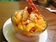 -Jonah's Fruit Shake & Snack Bar