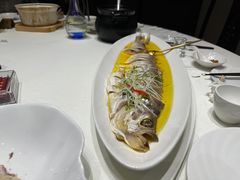 -梅花香里大酒店(郁金香路店)