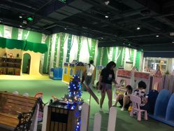 -幻贝家儿童乐园(武汉永旺梦乐城店)