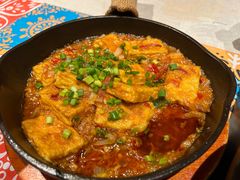 -云海肴·汽锅鸡·云南菜(天山百盛优客店)