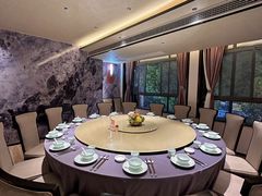 -湘知湘味(岳麓山店)