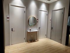 -百安居装修建材卖场(泰然店)