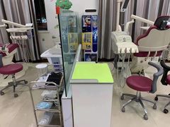 -茂菊口腔连锁(浦东南路店)