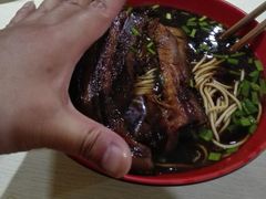 -小龙大肉面馆