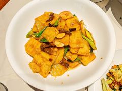 -老周家酱卤猪蹄私房菜(克拉玛依西街店)
