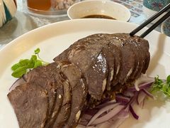 -汗腾格里·风味餐厅(新疆驻京办店)