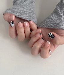 -MOMO·Nail美甲美睫