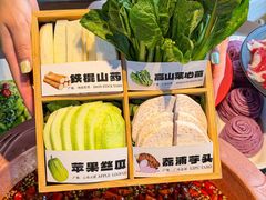 -三只耳冷锅鱼火锅(玉林店)