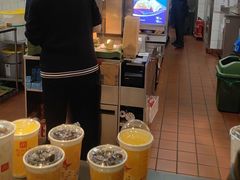 -麦当劳(展览路店)