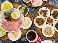 -桥香园云南过桥米线(金马碧鸡店)