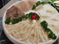 -慢丽江·云南野生菌土鸡锅(西山店)