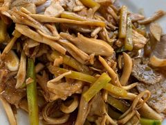 肉炒栗树蘑-京北渔家傲