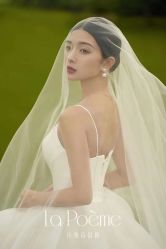 -乐派诗婚纱摄影